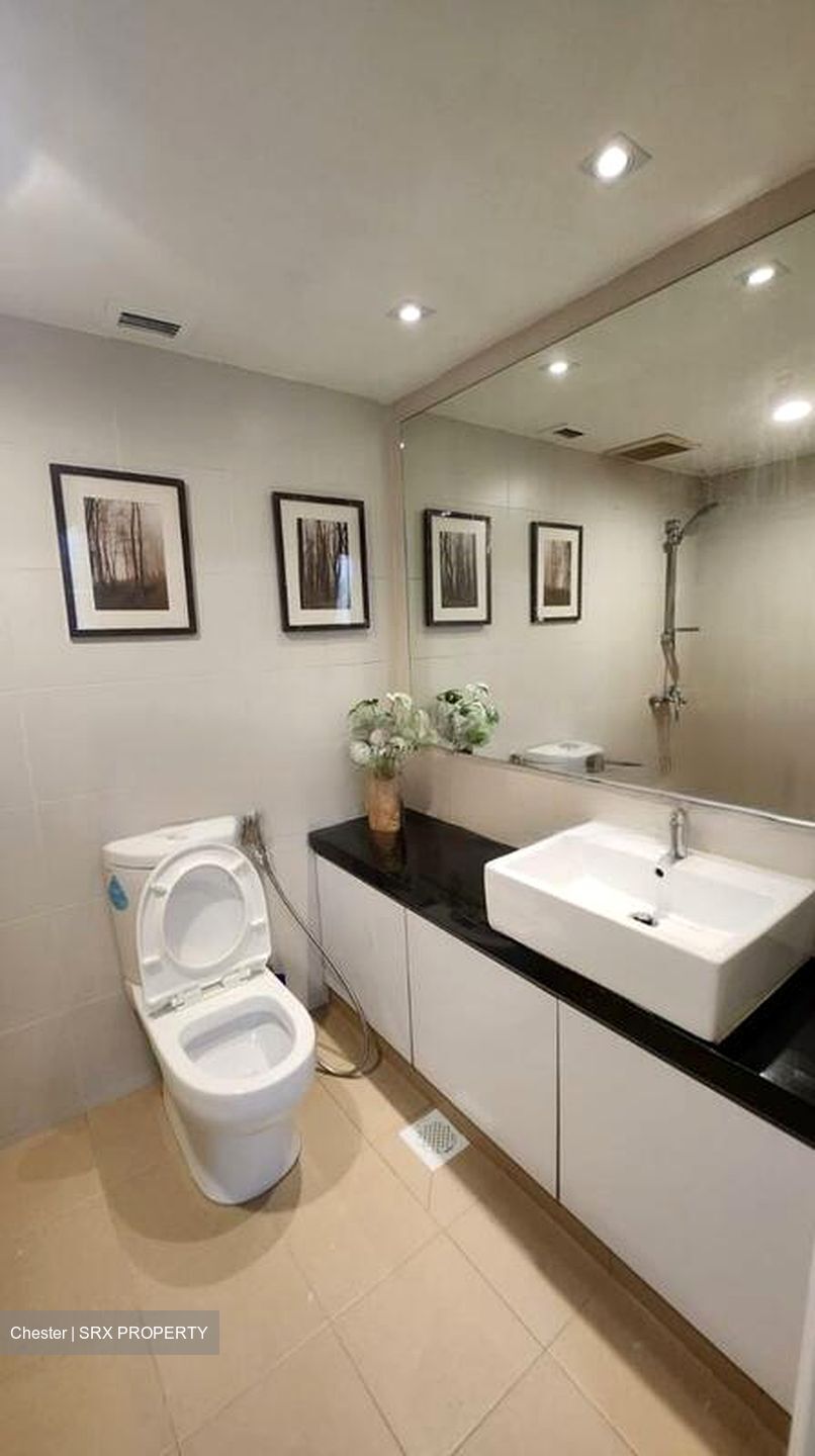 International Plaza (D2), Apartment #462539671